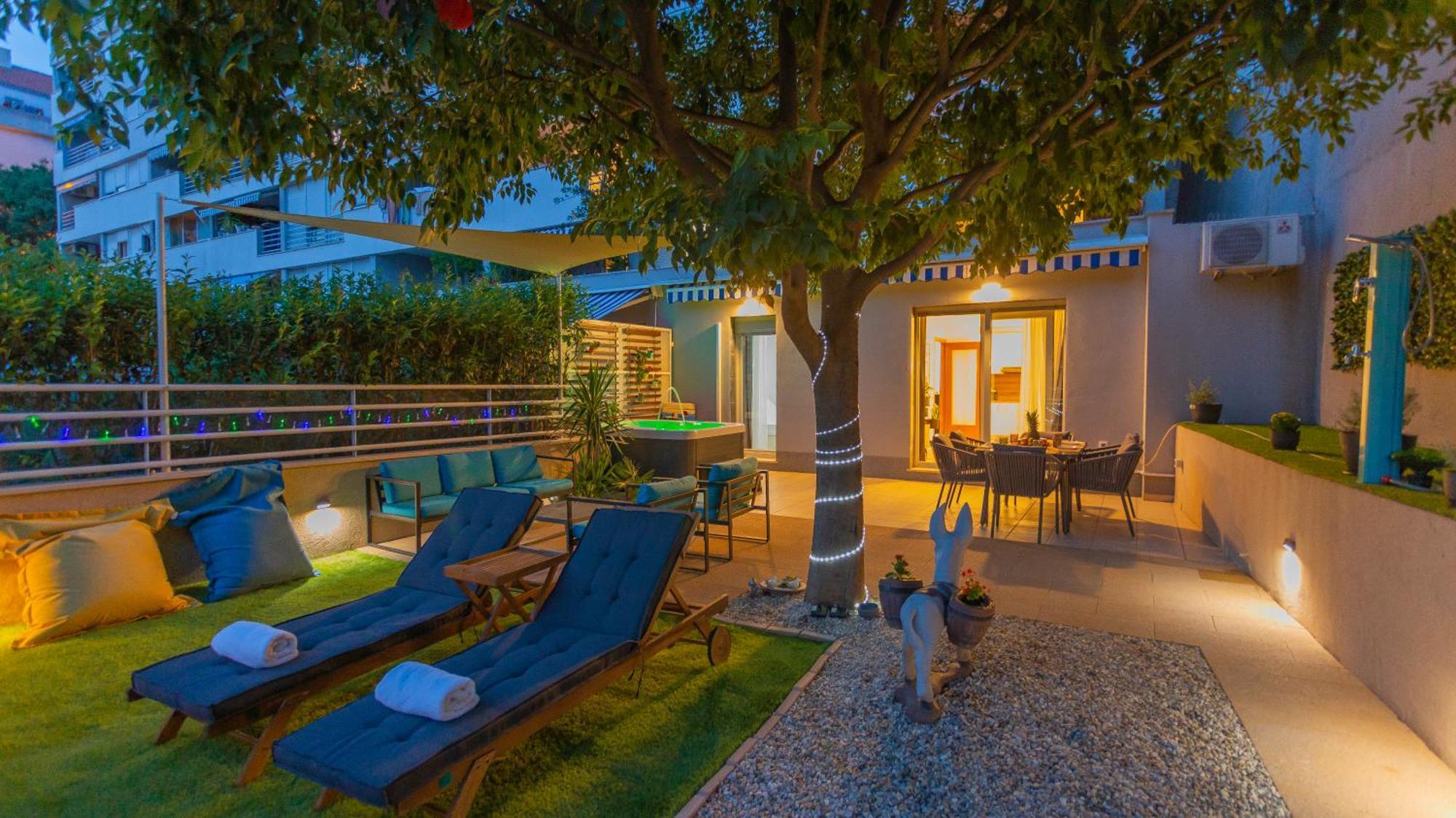 New Delux Green Garden Apartment With Hotube **** Σπλιτ Εξωτερικό φωτογραφία