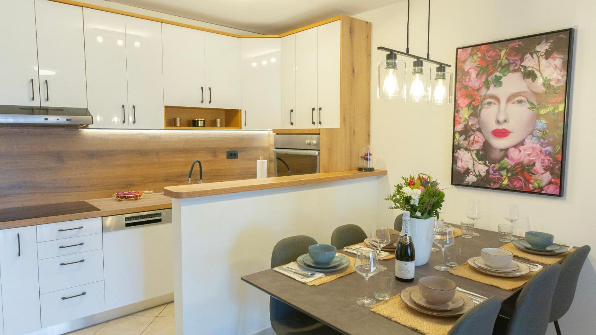 New Delux Green Garden Apartment With Hotube **** Σπλιτ Εξωτερικό φωτογραφία